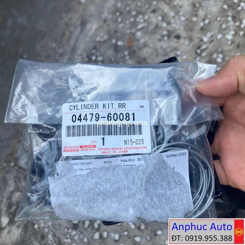 bo-sin-chup-bui-thang-truoc-fortuner-2014-04479-60081.jpg